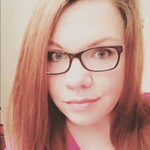 Meet your Posher, Carrie